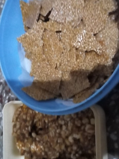 તલ ની ચીક્કી (Til Chikki Recipe In Gujarati) રેસીપી મુખ્ય ફોટો