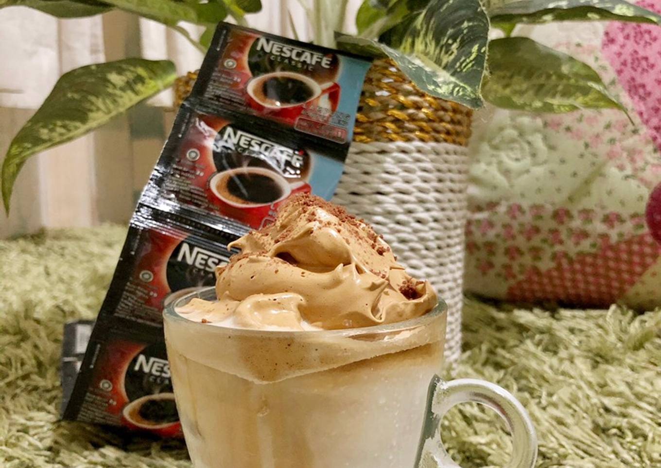 Dalgona Coffee