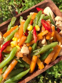 Foto resep Tumis buncis,wortel,jagung,ayam (menu diet sehat)