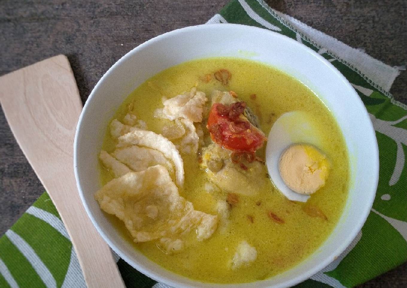 157. Soto Ayam Betawi Kuah Santan