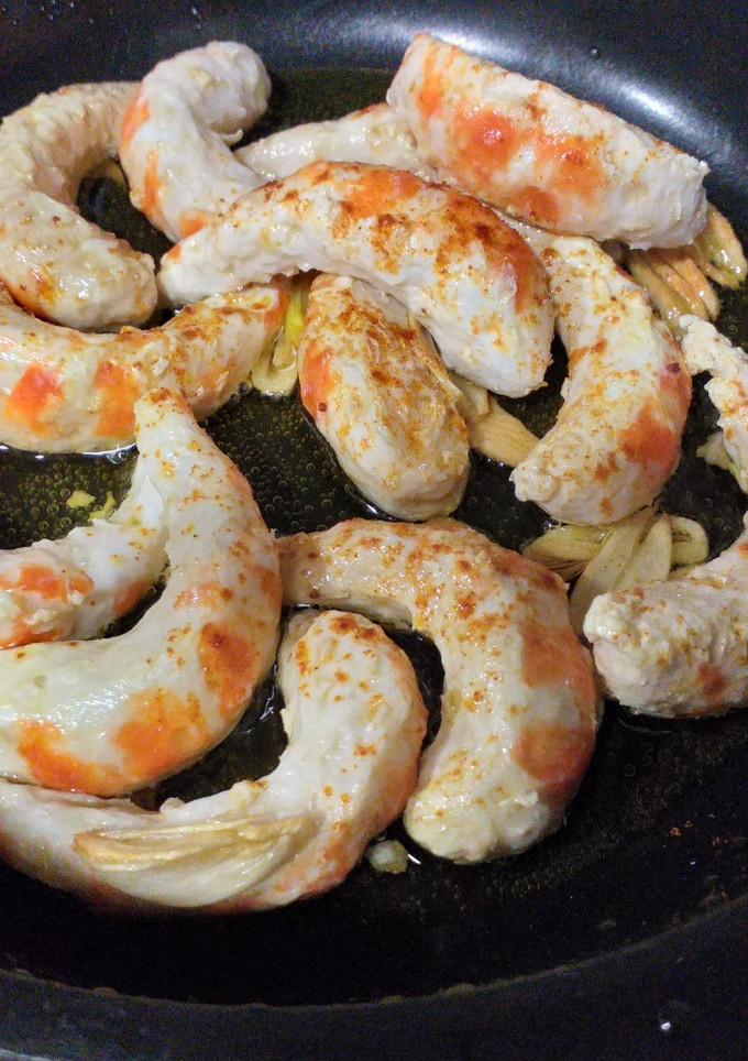Una foto de Gambas al ajillo veganas