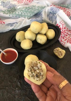 લીલા નાળિયેરની ફરાળી પેટીસ(lila naryeali farali patties recipe in Gujarati ( રેસીપી મુખ્ય ફોટો