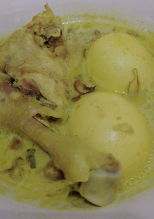 Foto resep Opor Telur Ayam Kampung