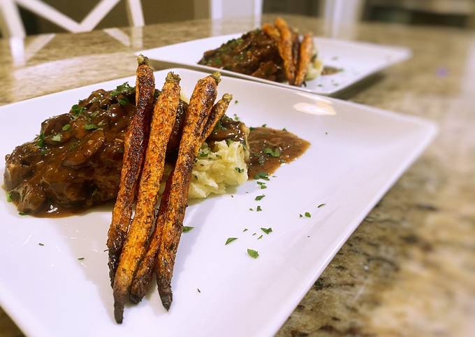 Salisbury steak with mushroom gravy