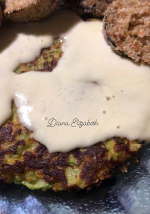 Una foto de Tortilla de zucchini y zanahoria. 👩🏼‍🍳😊😃