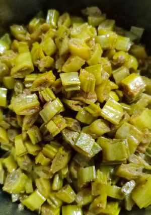 ग्वार की फली (Gwar ki fali recipe in Hindi) रेसिपी मुख्य फोटो