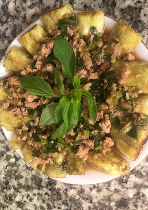 Hình của món Cà tím thịt bằm.