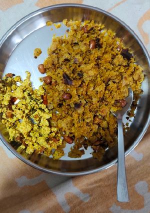 A picture of फोडणीची पोळी.