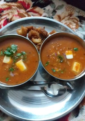 A picture of Tomato soup.
