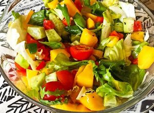 Foto principal de Ensalada Tropical de Mango