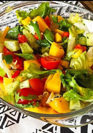 Una foto de Ensalada Tropical de Mango