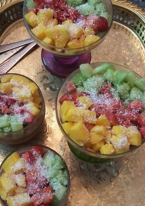 صورة لوصفة حلا الطبقات بالكيك والفواكه 😋😋