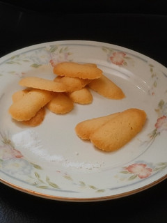 Foto resep Kue Lidah Kucing / Langue De Chat Biscuits