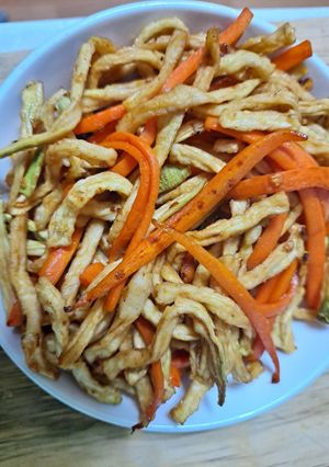 Hình của món Củ cải khô xào cà rốt.