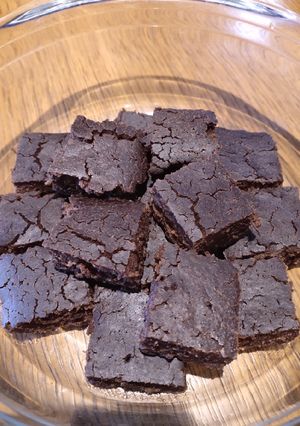 A picture of Brownies.