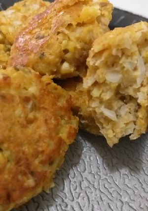 Una foto de Croquetas de garbanzos al horno 🌕