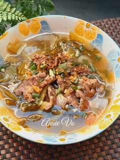 Hình của món Canh dưa chua bắp bò.