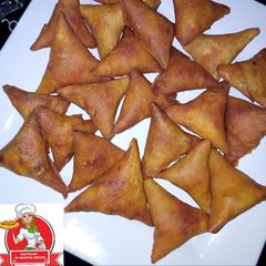 Samosa A picture of Samosa.