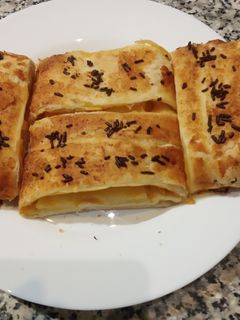 Una foto de Hojaldre de mermelada y piña