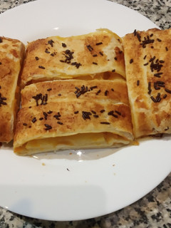 Una foto de Hojaldre de mermelada y piña