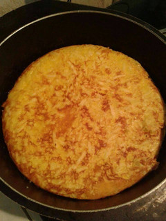 Una foto de Tortilla de yuca con queso