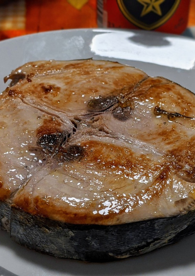 Una foto de Atún a la plancha