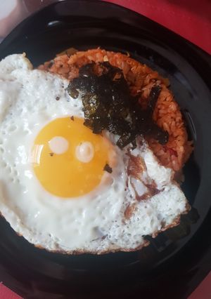 Foto resep Kimchi Bokkeumbab (김치볶음밥) Nasi Goreng Kimchi Korea