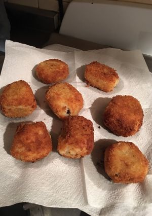 Una foto de Croquetas de papa con carne