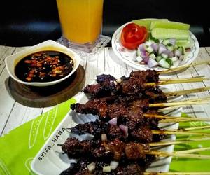 Fresh, Menyajikan Sate Kambing Nikmat Lezat