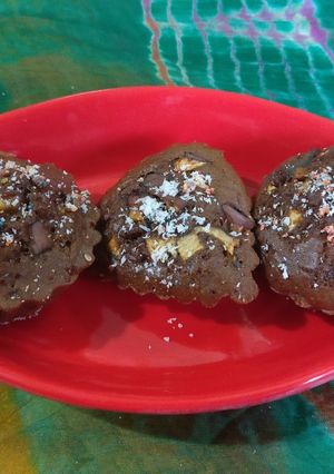A picture of Apple muffins.