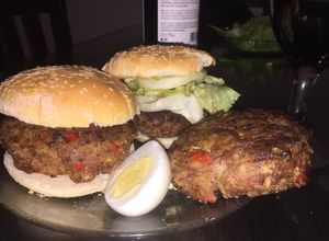 Una foto de Hamburguesas monstruo