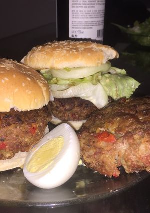 Una foto de Hamburguesas monstruo