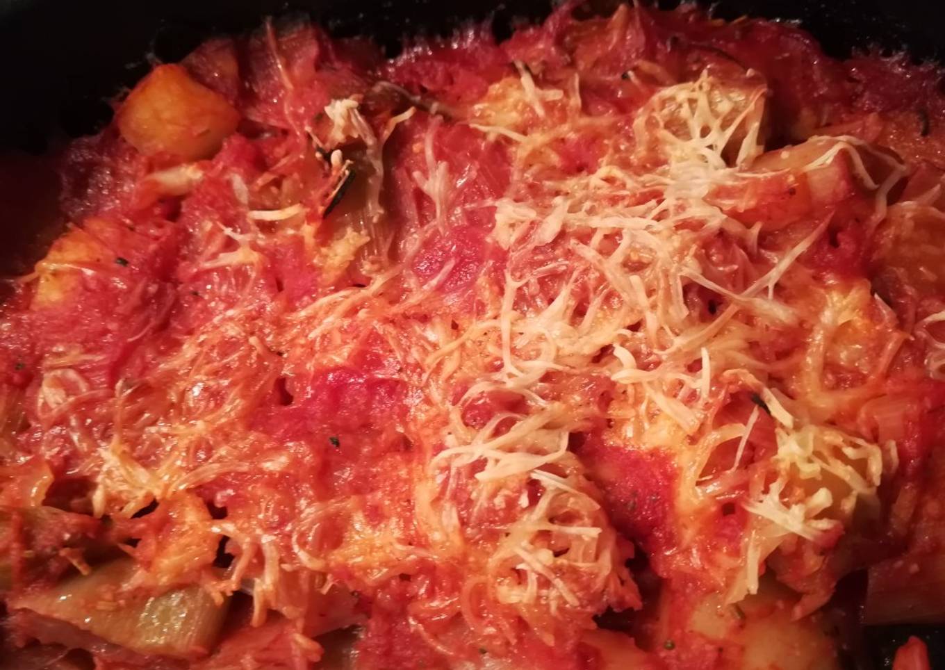 Gratin de poireaux à la tomate