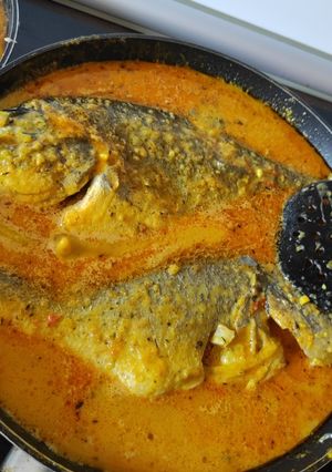 Una foto de Pescado en salsa de coco
