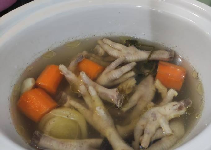 Resep Kaldu Ceker Ayam Slowcooker Untuk Mpasi Oleh Shieny Cookpad