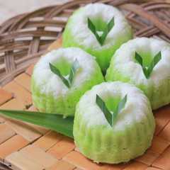 A picture of Putu ayu.