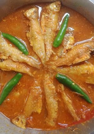 মৌরলা মাছের ঝোল (Mourala macher jhol recipe in Bengali) রেসিপির প্রধান ছবি