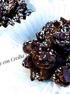 Una foto de Rosas de cereales con chocolate "roses de sables"