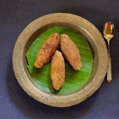 A picture of Moong Puli Pithe.