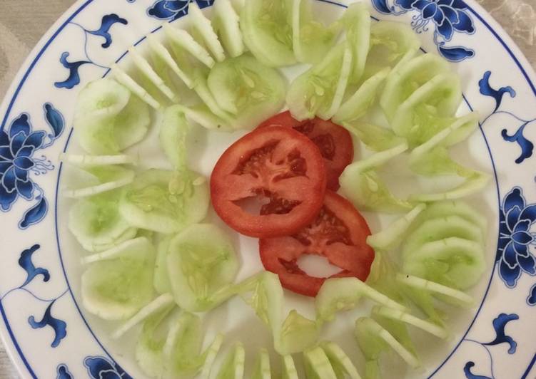 Easy Way to Make Appetizing Cucumber salad