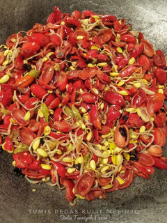 Foto resep Tumis Pedas Kulit Melinjo