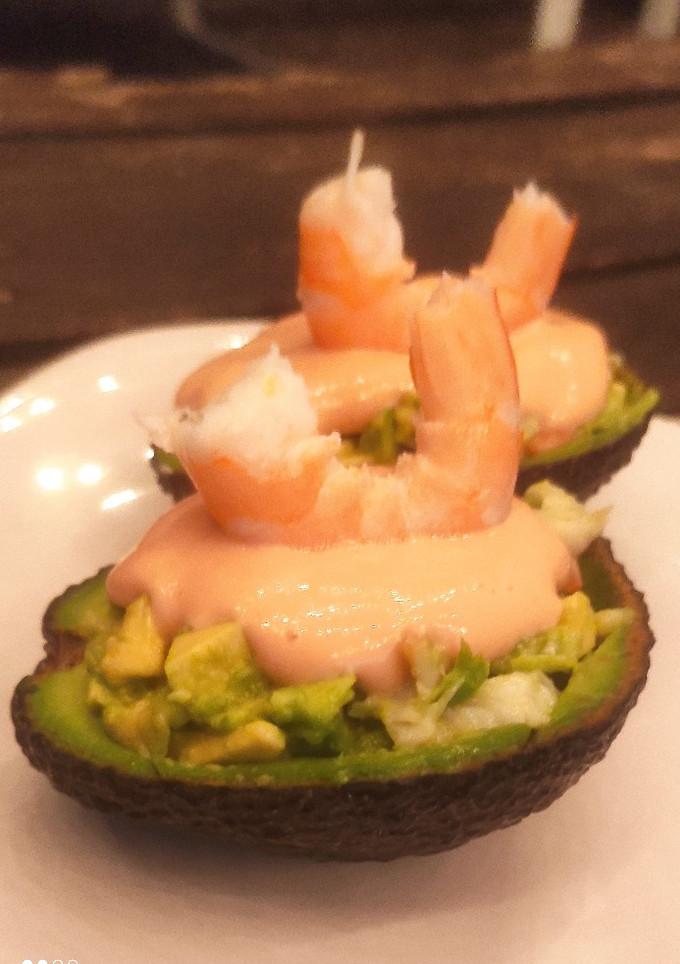 Una foto de Aguacate relleno