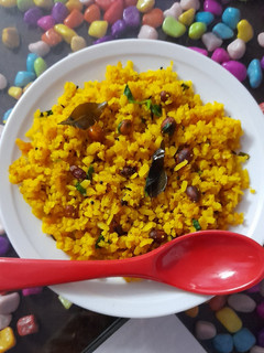 ઈન્દોરી પૌવા (Indori Pauva Recipe In Gujarati) રેસીપી મુખ્ય ફોટો