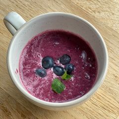 A picture of Beetroot, blueberry and banana smoothie 🌿.