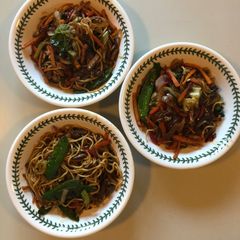 A picture of Deliberate Pork Stir-Fry with Mirin.