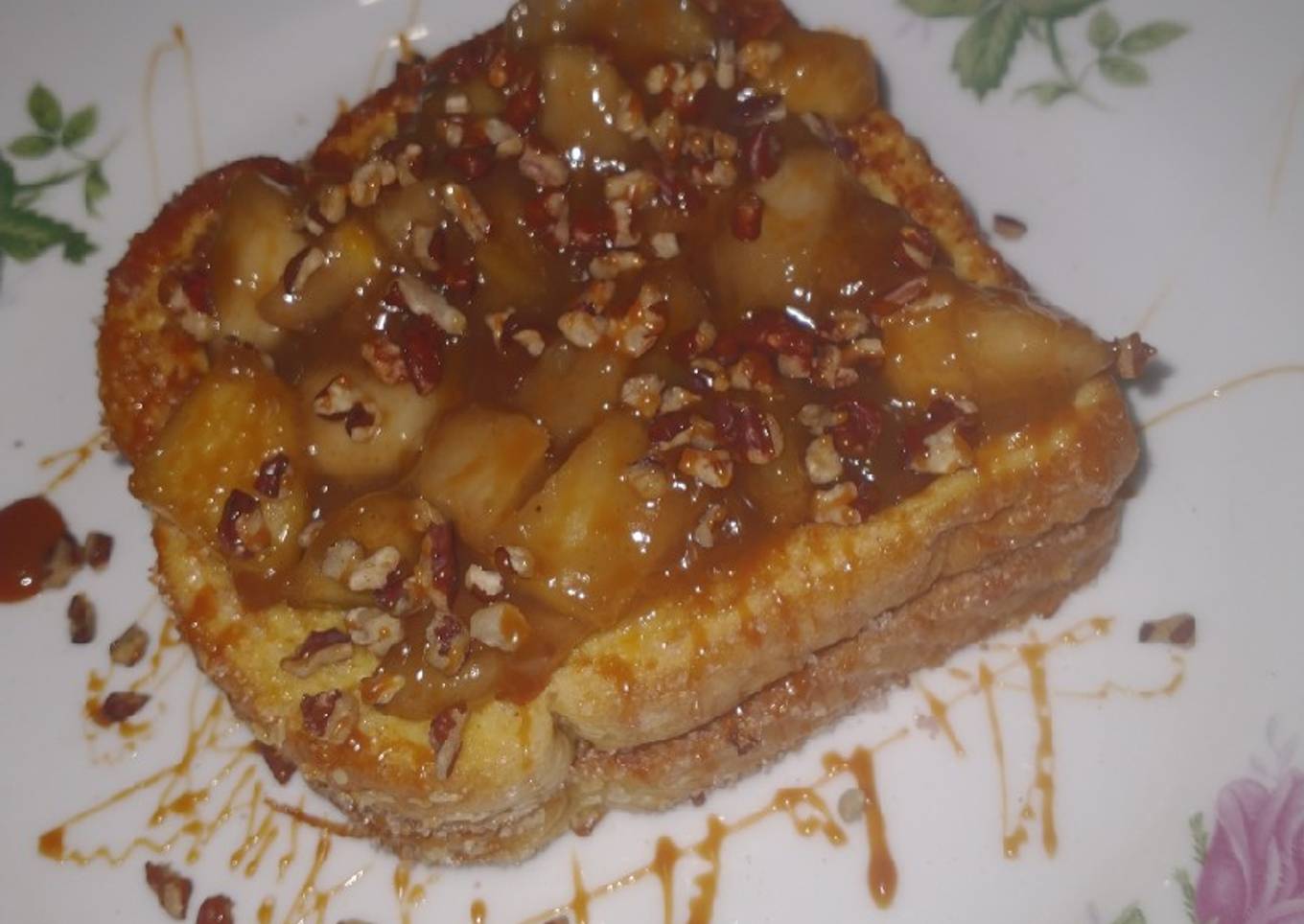 Pan francés con compota de manzana canela
