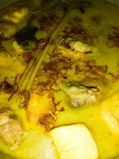 Foto resep 02. Opor ayam kuah kuning rempah