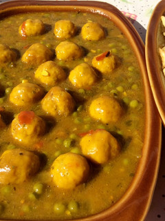Una foto de Albóndigas de pollo en amarillo 🥄