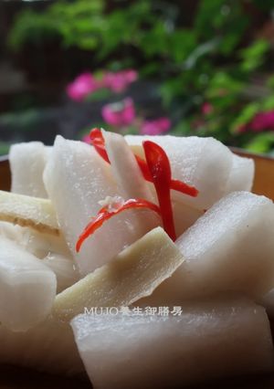 「雨水」節氣美食-糖醋泡菜蘿蔔&創意延伸紫米壽司捲 的食譜成品照片