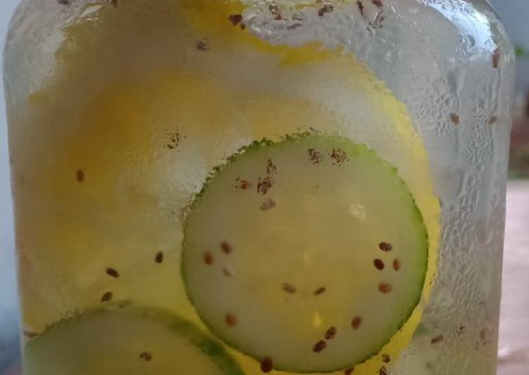 Resep: EnakInfused Water Lemon &amp; Timun